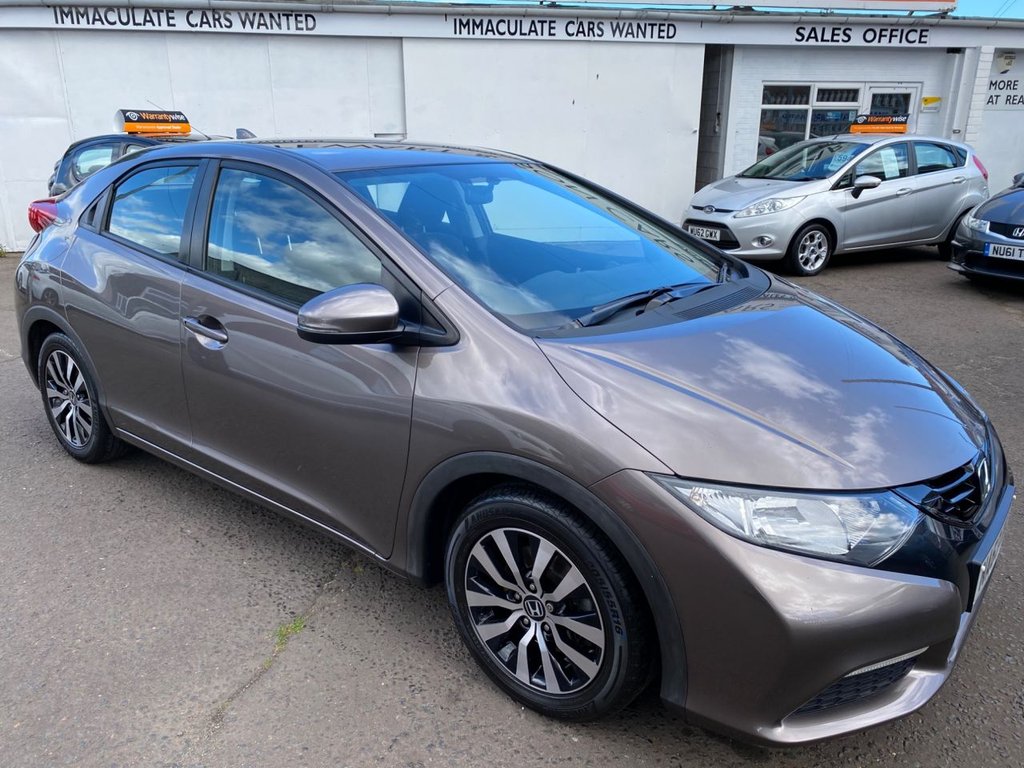 13 Honda Civic I Dtec Se 6 738