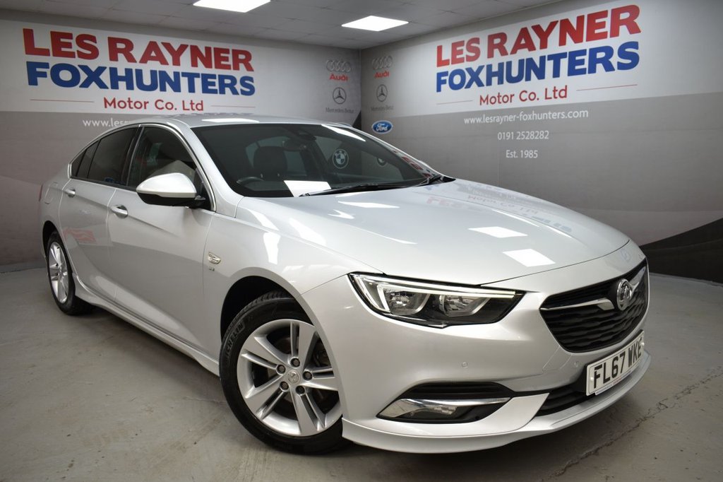 View our VAUXHALL INSIGNIA