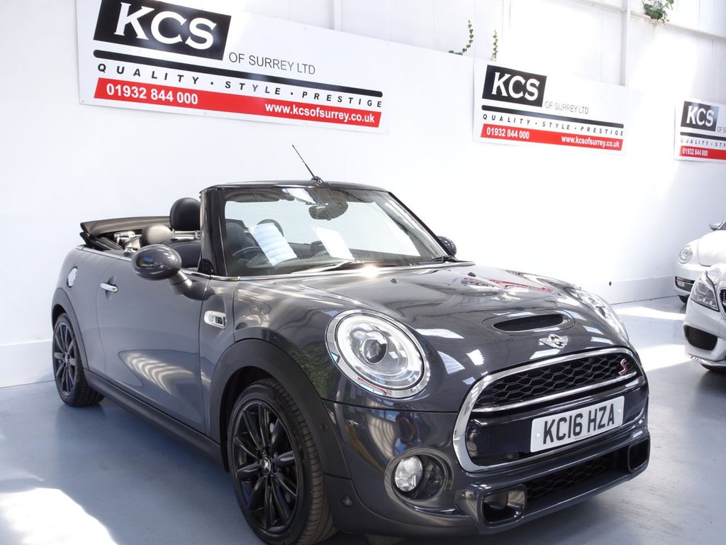 View our MINI CONVERTIBLE