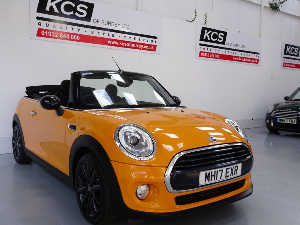 View our MINI CONVERTIBLE