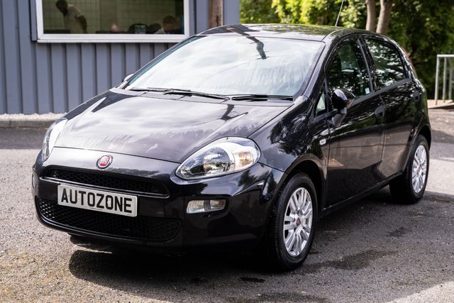 View our FIAT PUNTO