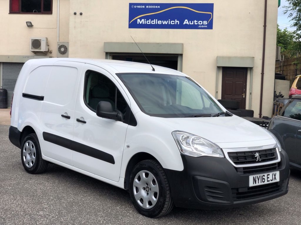 View our PEUGEOT PARTNER