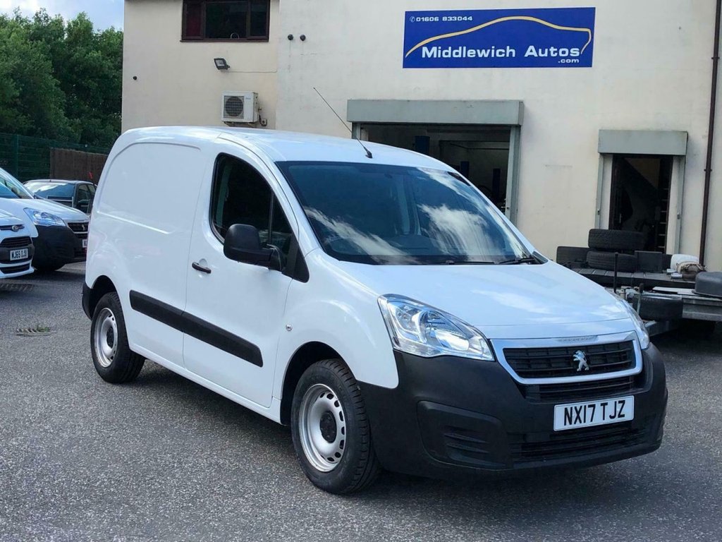 View our PEUGEOT PARTNER