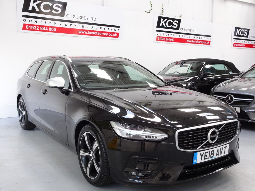 View our VOLVO V90