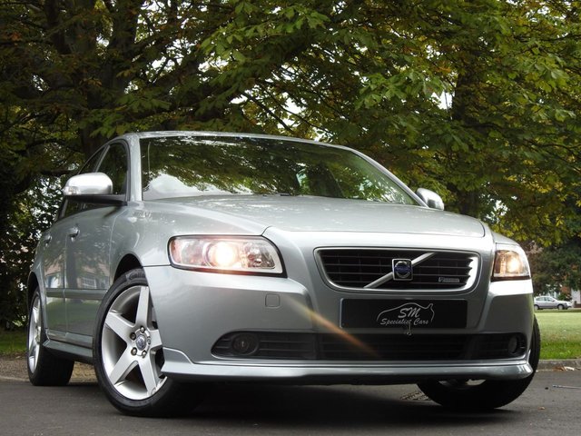 2010 10 Volvo S40 2.0 D R-DESIGN 4d 136 BHP