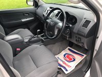 USED 2013 13 TOYOTA HI-LUX 3.0 INVINCIBLE 4X4 D-4D DCB 169 BHP NO VAT + TIMING BELT CHANGED !