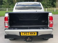 USED 2013 63 TOYOTA HI-LUX 3.0 INVINCIBLE 4X4 D-4D DCB 169 BHP LEATHER + CHOICES OF 7  IN STOCK