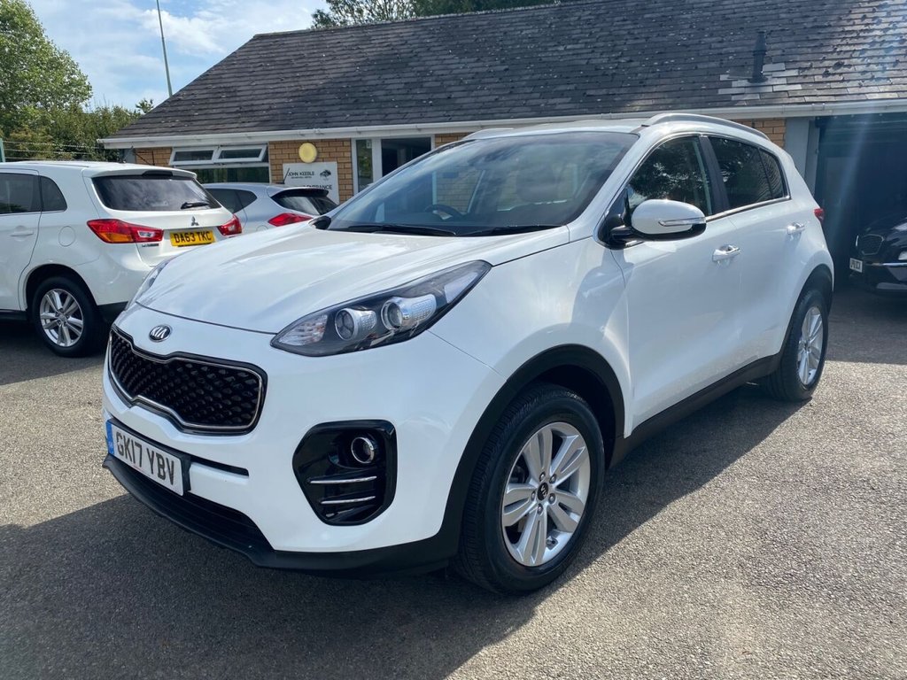 View our KIA SPORTAGE