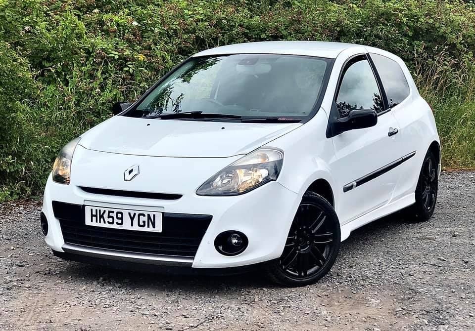 View our RENAULT CLIO
