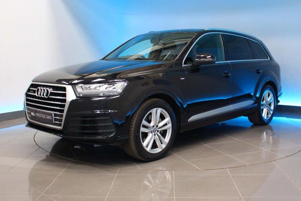 View our AUDI Q7