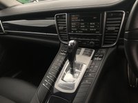 USED 2014 14 PORSCHE PANAMERA 3.0 D V6 TIPTRONIC 5d 300 BHP The excellent Panamera with a Porsche service history and a large amount of optional extras