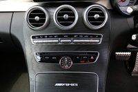 USED 2016 66 MERCEDES-BENZ C-CLASS 4.0 AMG C 63 S PREMIUM 2d 503 BHP