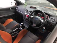 USED 2007 57 FORD FOCUS 2.5 ST-2 3d 225 BHP * AIR CON * ALLOYS * 2 OWNER *  2 KEYS * 10 SERVICE STAMPS * XENON HEADLIGHTS * REAR PARKING SENSORS *
