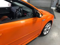 USED 2007 57 FORD FOCUS 2.5 ST-2 3d 225 BHP * AIR CON * ALLOYS * 2 OWNER *  2 KEYS * 10 SERVICE STAMPS * XENON HEADLIGHTS * REAR PARKING SENSORS *