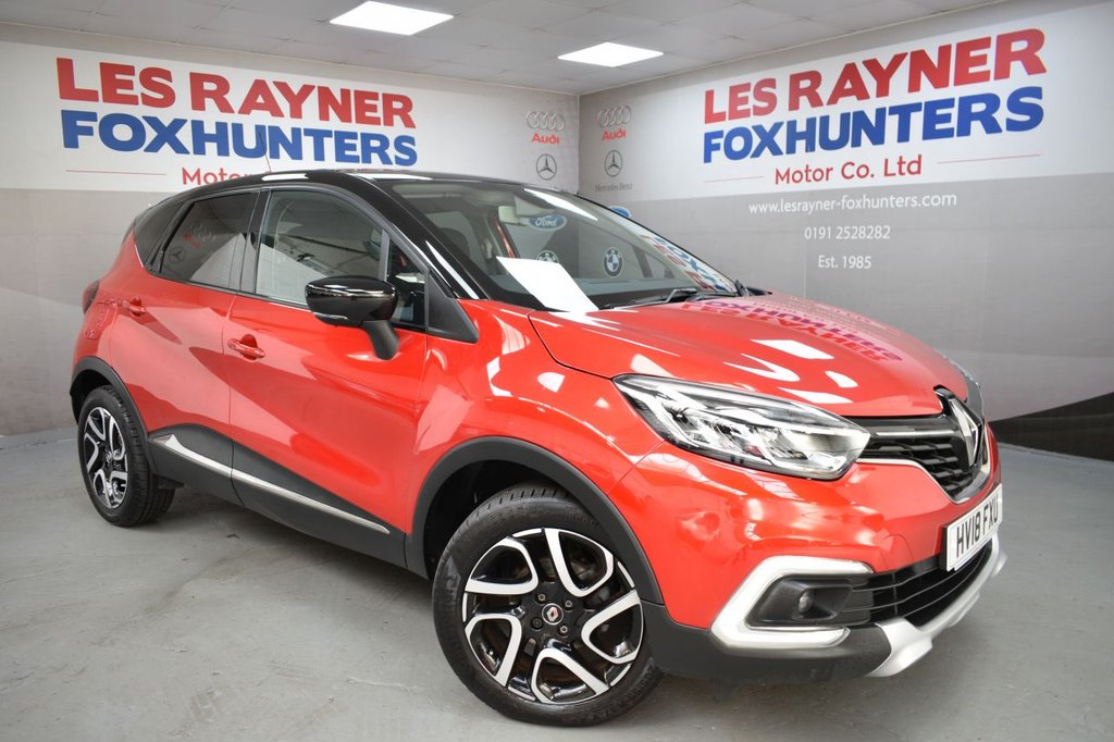 View our RENAULT CAPTUR