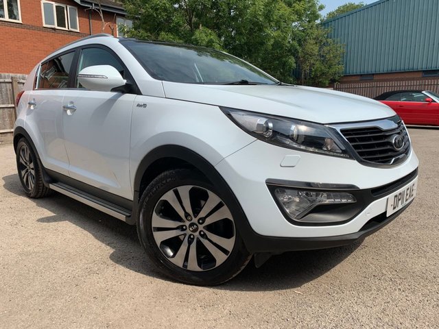 View our KIA SPORTAGE