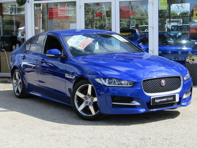 2017 17 Jaguar Xe 2.0 R-SPORT 4d 178 BHP
