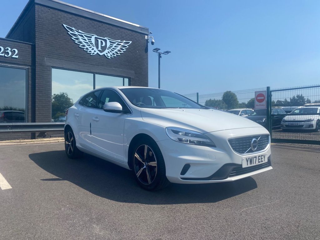 View our VOLVO V40