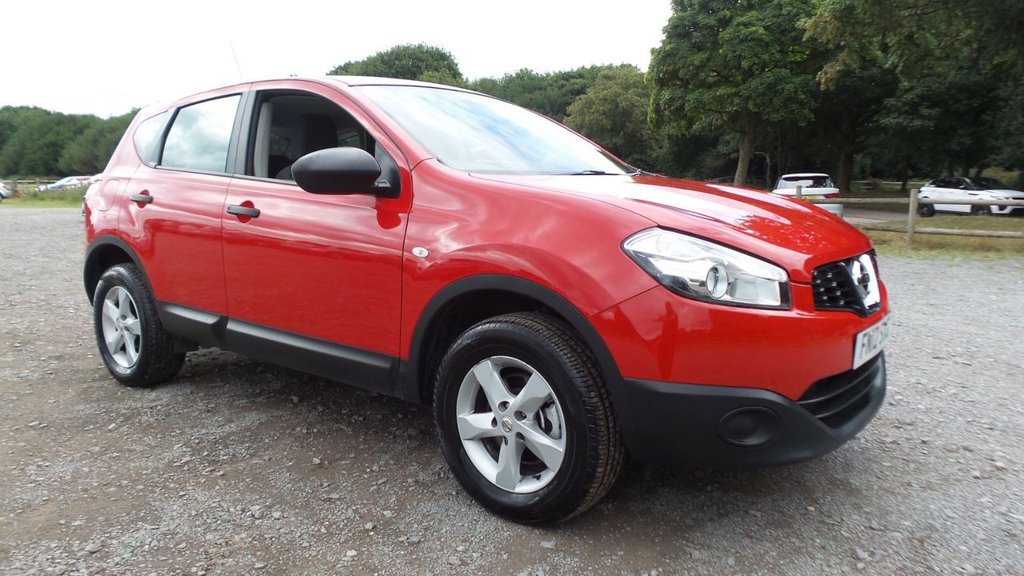 View our NISSAN QASHQAI