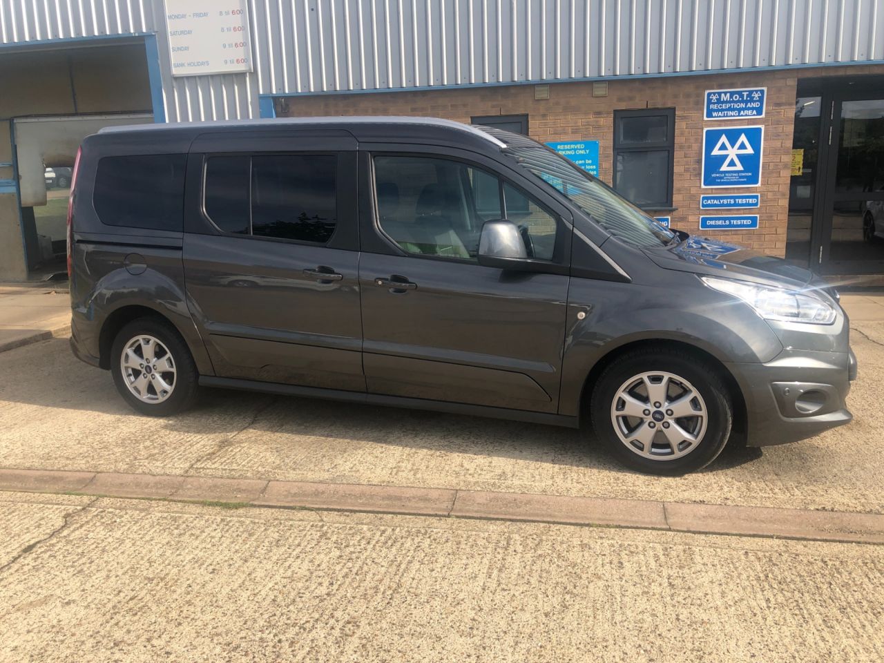 transit connect 7 seater