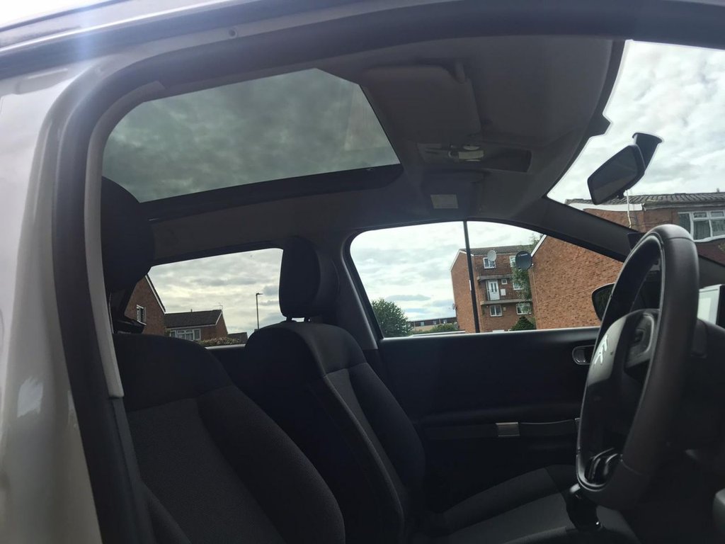 View our CITROEN C4 CACTUS