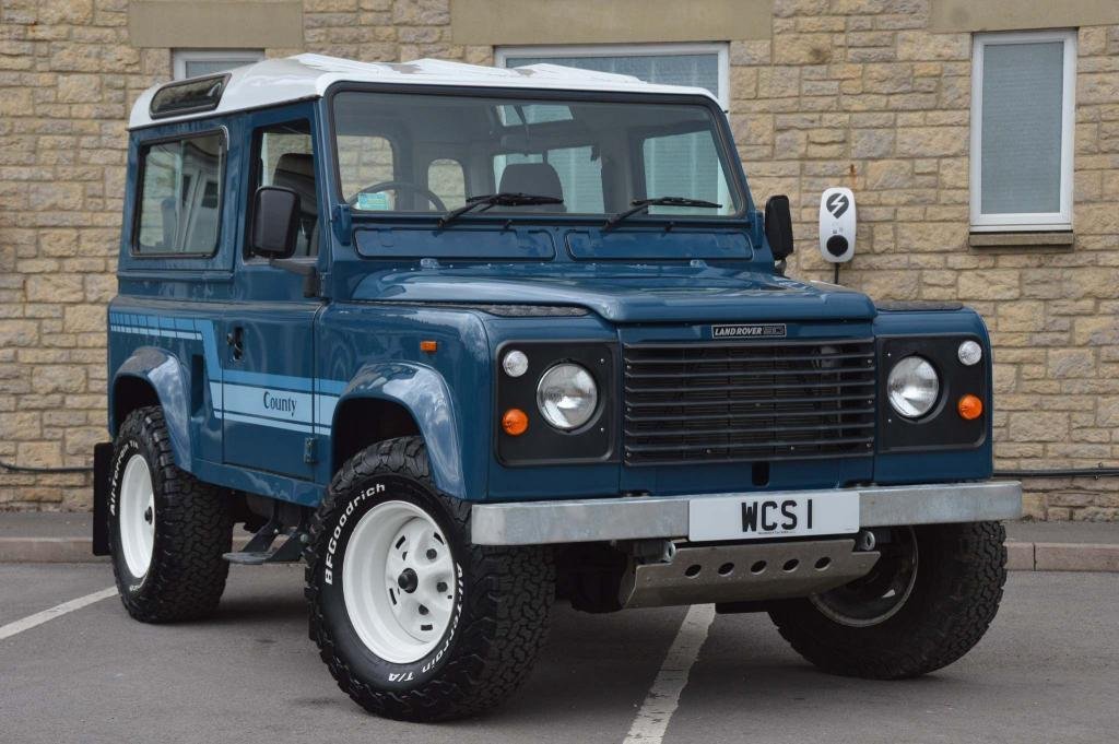View our LAND ROVER 90