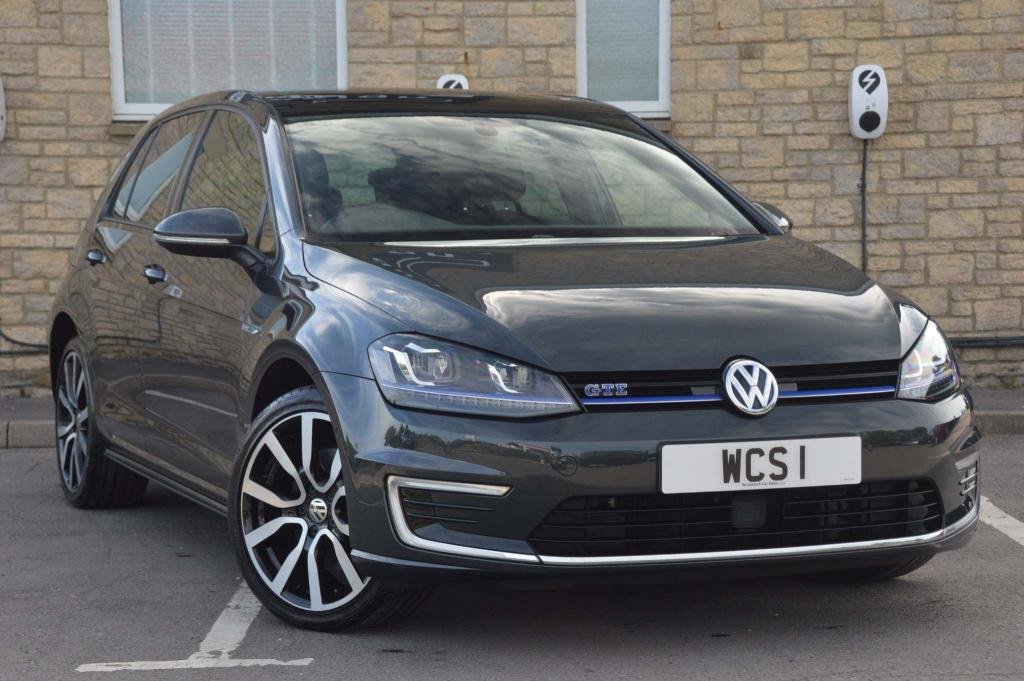 View our VOLKSWAGEN GOLF