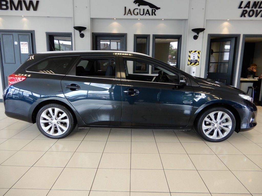 View our TOYOTA AURIS
