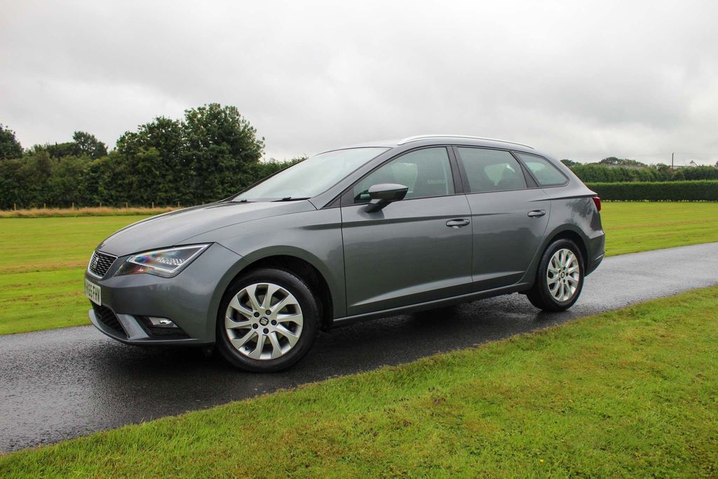 View our SEAT LEON