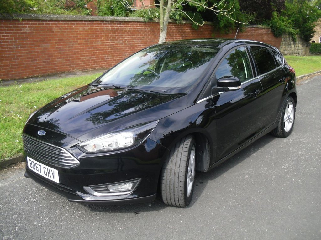 View our FORD FOCUS