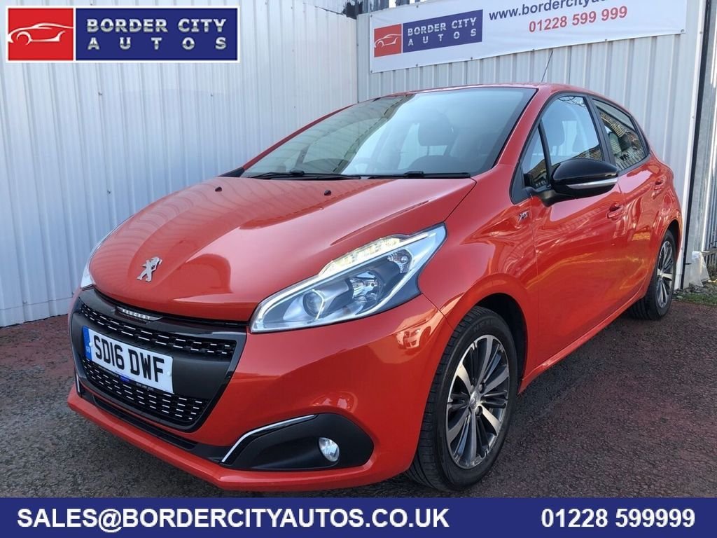 View our PEUGEOT 208