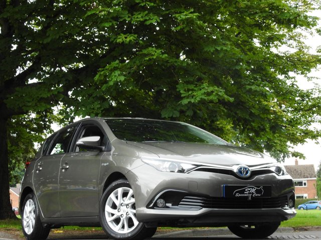 2018 68 Toyota Auris 1.8 VVT-I ICON TECH 5d 135 BHP
