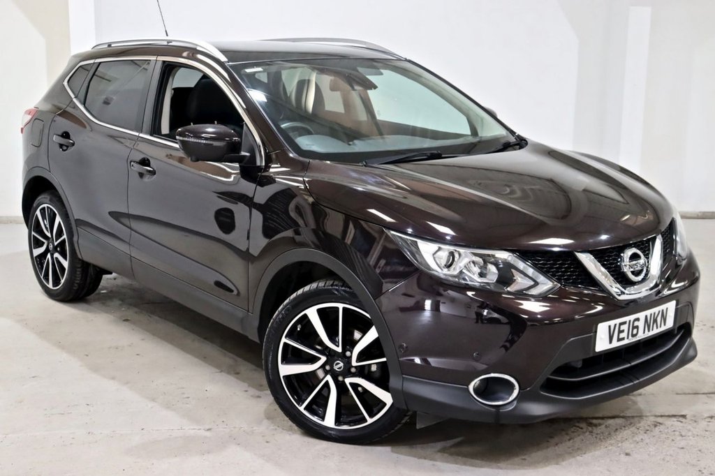 View our NISSAN QASHQAI