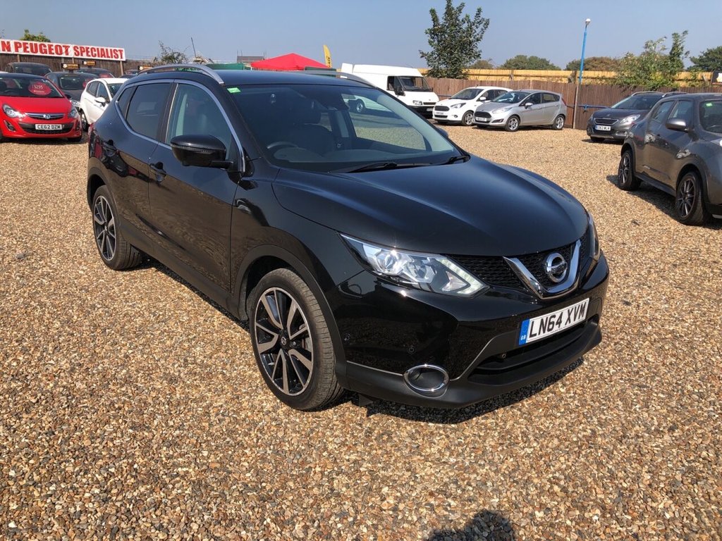 View our NISSAN QASHQAI