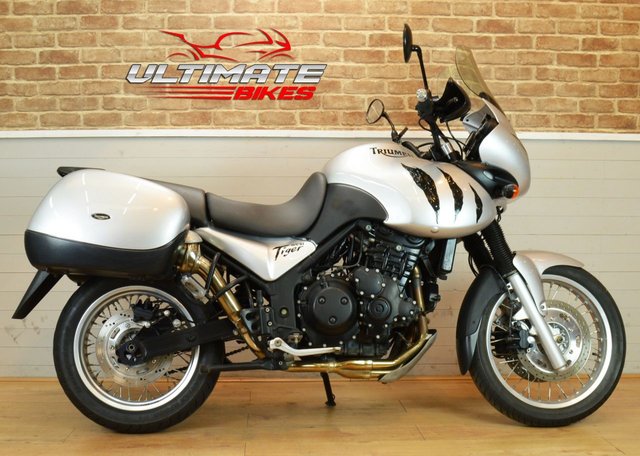 triumph tiger 955i panniers