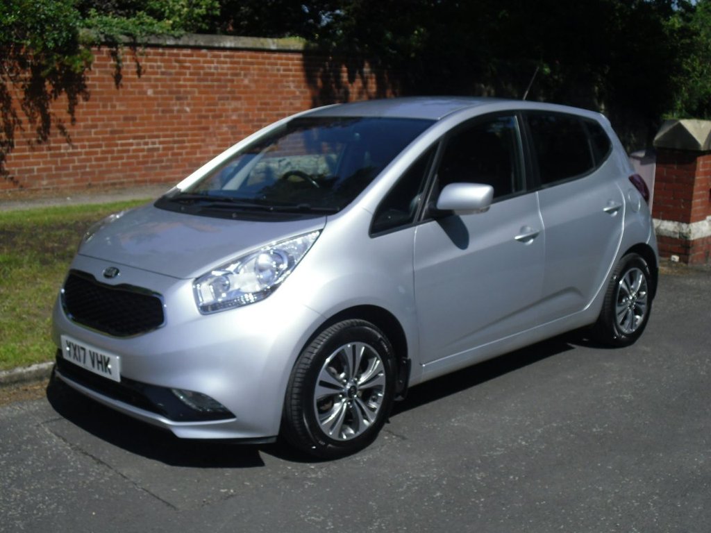 View our KIA VENGA