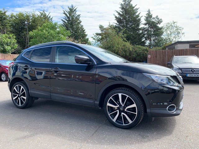 View our NISSAN QASHQAI