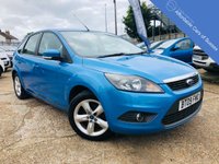 USED 2009 09 FORD FOCUS 1.6 ZETEC 5d 100 BHP 5 Door Family Hatchback in Metallic Vision Blue