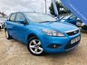 USED 2009 09 FORD FOCUS 1.6 ZETEC 5d 100 BHP 5 Door Family Hatchback in Metallic Vision Blue