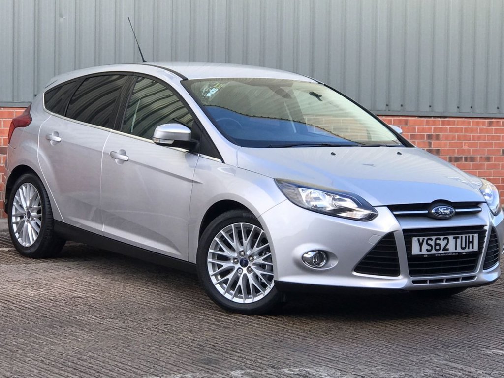 View our FORD FOCUS