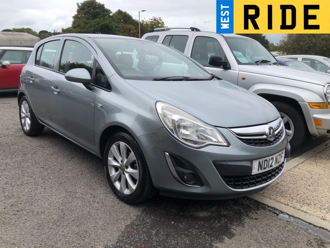 12 Vauxhall Corsa Active 3 495