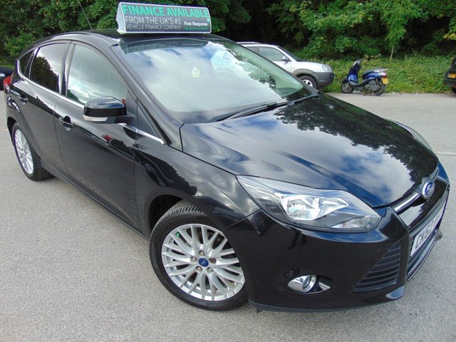 2012 62 Ford Focus 1.0 ZETEC 5d 99 BHP