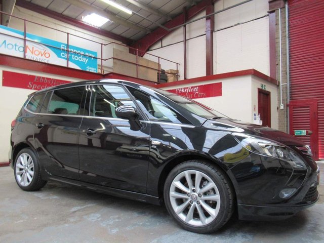 14 Vauxhall Zafira Tourer Elite Cdti 9 000