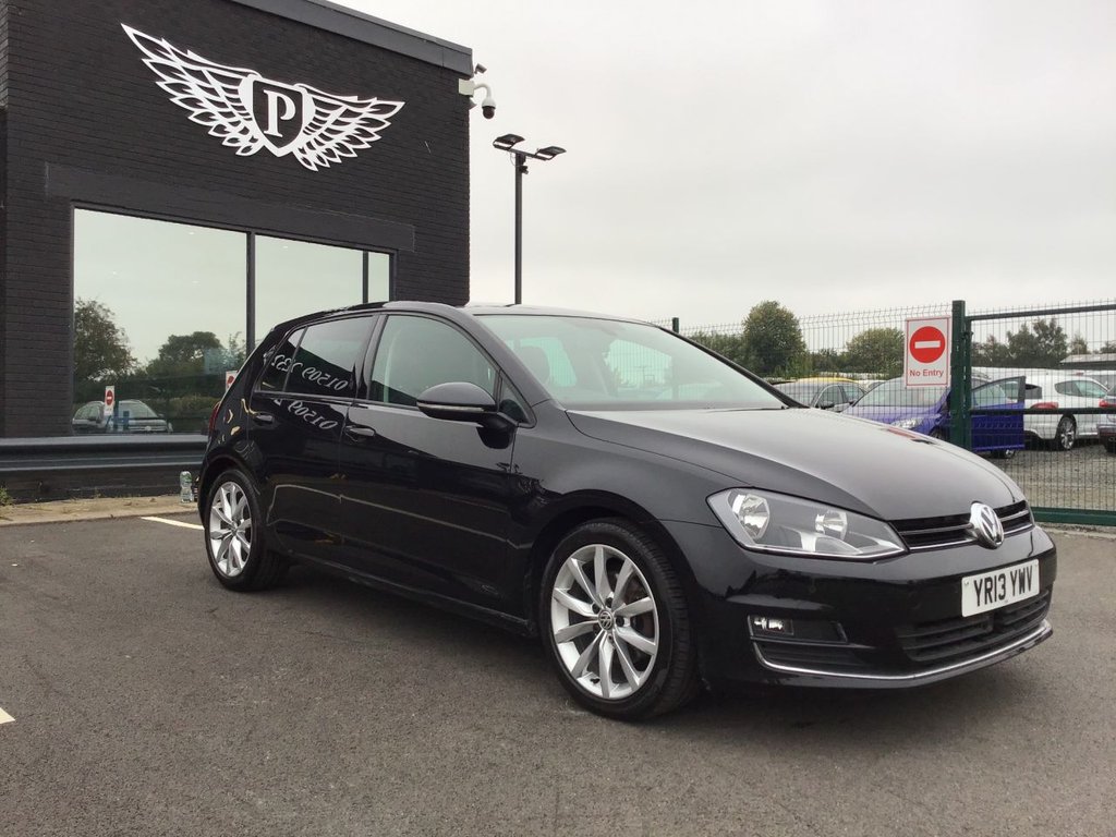 View our VOLKSWAGEN GOLF