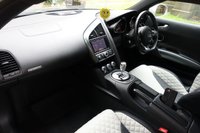 USED 2009 L AUDI R8 5.2 V10 QUATTRO 2d 519 BHP Very Well Looked After Car