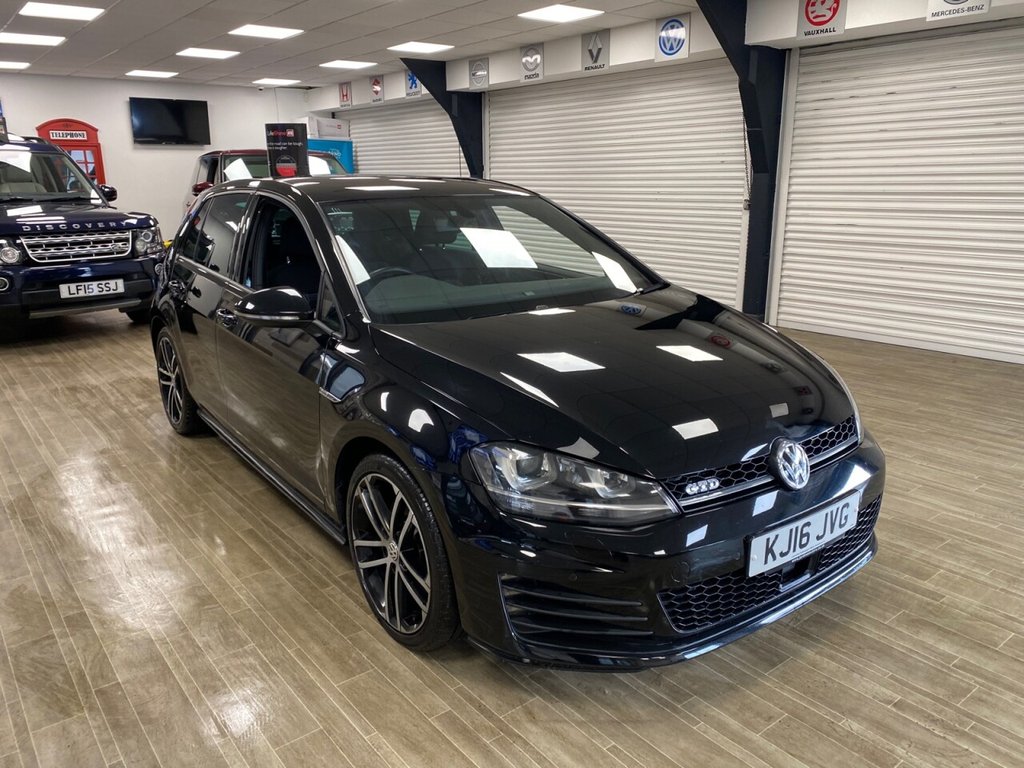 View our VOLKSWAGEN GOLF