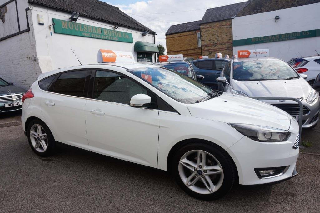 View our FORD FOCUS