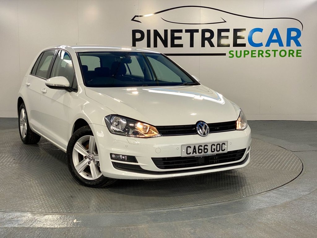 View our VOLKSWAGEN GOLF