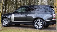 USED 2013 63 LAND ROVER RANGE ROVER 3.0 TDV6 VOGUE 5d 258 BHP Sliding Panoramic Glass Sunroof