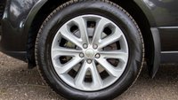 USED 2013 63 LAND ROVER RANGE ROVER 3.0 TDV6 VOGUE 5d 258 BHP Sliding Panoramic Glass Sunroof